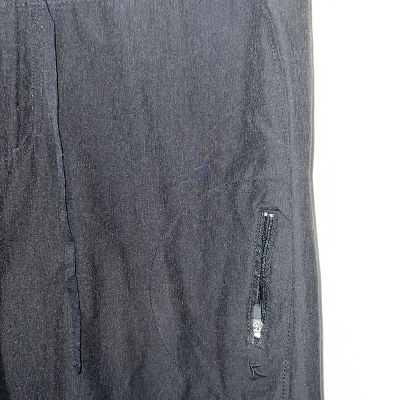 3/$20 danskin black capris - Picture 2 of 6
